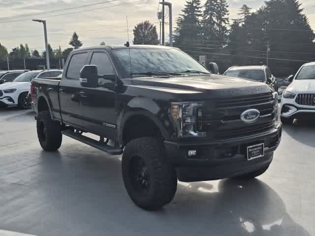 Used 2019 Ford F350 Lariat w/ Lariat Ultimate Package AWD/4WD image 2