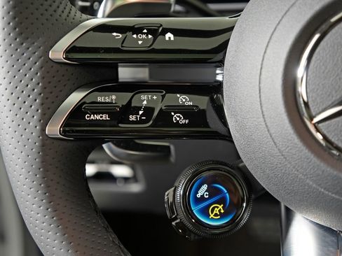 New 2026 Mercedes-Benz C 43 AMG 4MATIC Sedan image 17