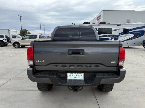 Used 2022 Toyota Tacoma SR5 image 4