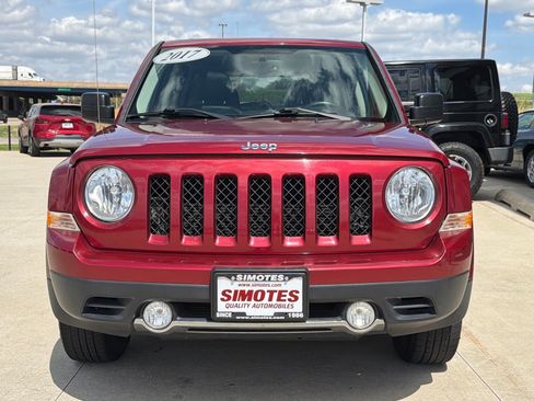 Used 2017 Jeep Patriot High Altitude image 3