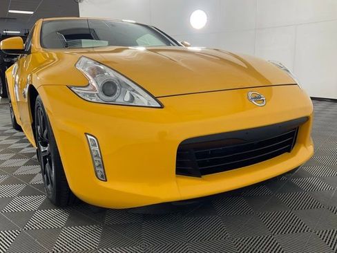 Used 2017 Nissan 370Z Touring image 10