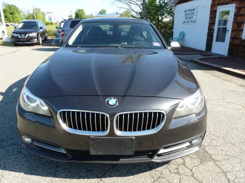 Used 2015 BMW 528i xDrive Sedan AWD/4WD image 2