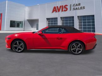 Used 2025 Ford Mustang Premium video 2