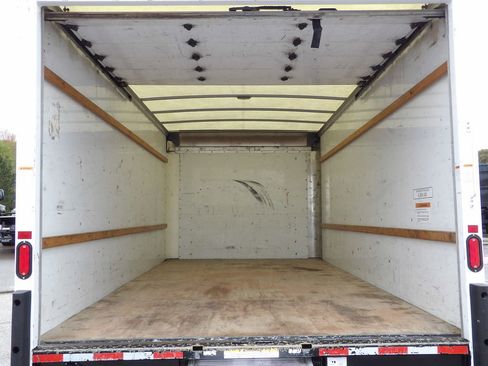 Used 2021 GMC Savana 3500 Extended w/ Power Convenience Package image 38