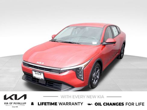 New 2026 Kia K4 FWD image 1