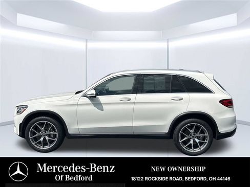 Used 2022 Mercedes-Benz GLC 300 4MATIC image 2