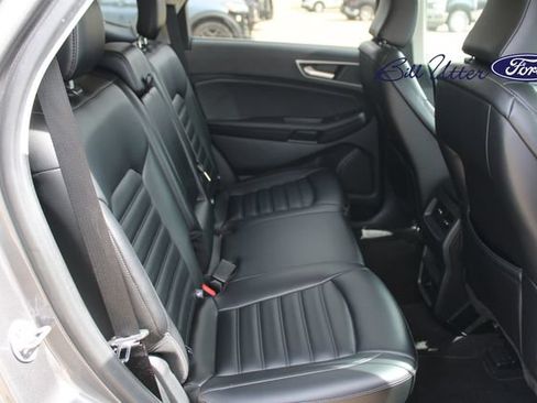 Used 2024 Ford Edge SEL AWD/4WD image 13