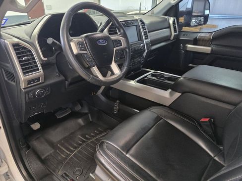 Used 2018 Ford F350 Lariat w/ Lariat Ultimate Package AWD/4WD image 15