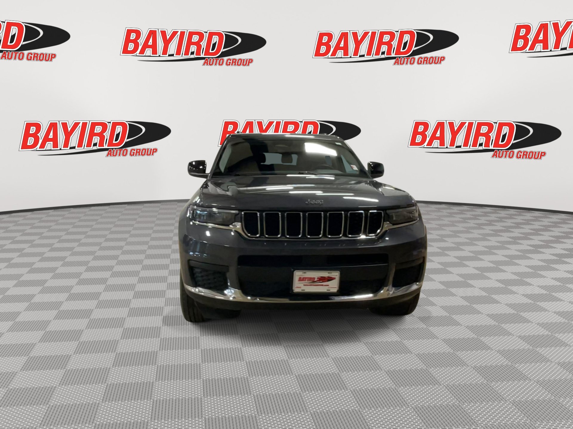 Used 2023 Jeep Grand Cherokee L Laredo w/ Luxury Tech Group I AWD/4WD image 3