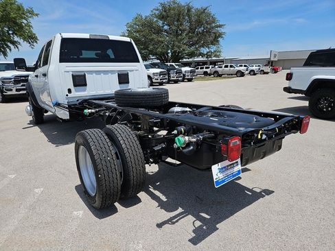 New 2026 RAM 5500 Tradesman AWD/4WD image 5