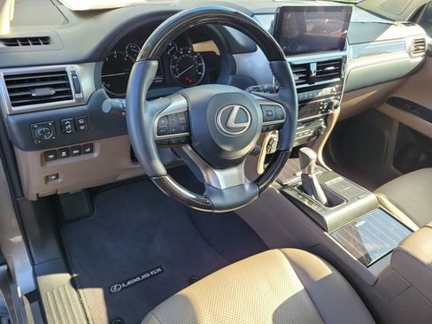 Used 2023 Lexus GX 460 Luxury image 20