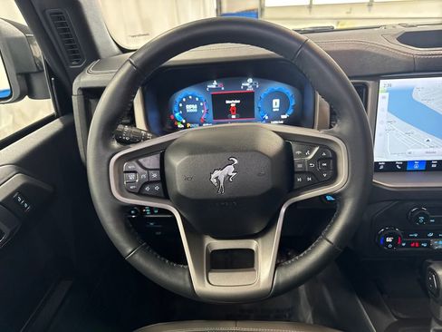 Certified 2025 Ford Bronco Outer Banks AWD/4WD image 15