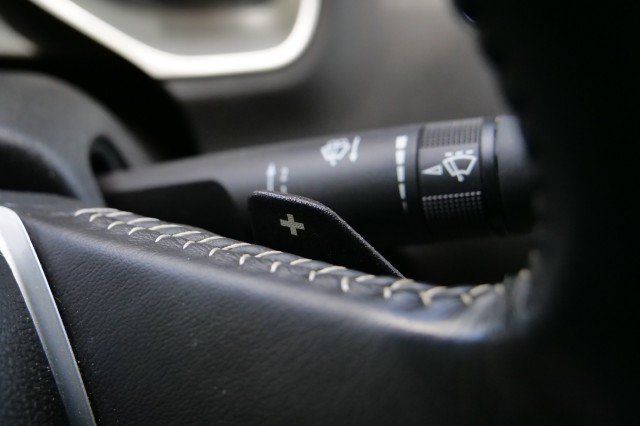 Used 2010 Chevrolet Camaro SS RWD image 25