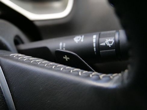 Used 2010 Chevrolet Camaro SS RWD image 25