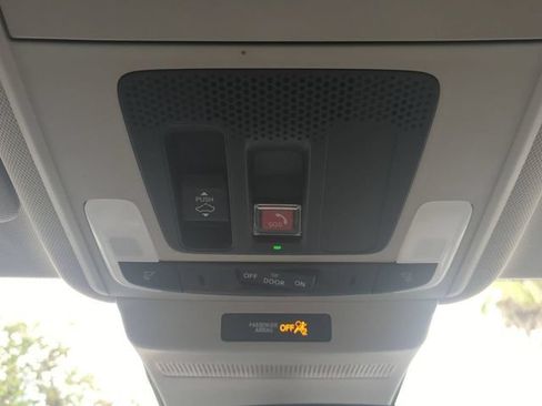 Used 2023 Honda Accord EX image 22