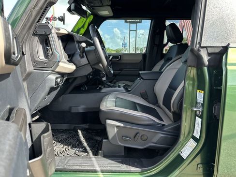 Used 2024 Ford Bronco Wildtrak image 19