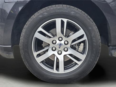Used 2024 Ford Expedition Limited AWD/4WD image 10