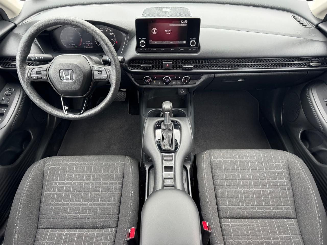 Certified 2025 Honda HR-V LX image 12