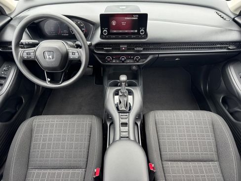 Certified 2025 Honda HR-V LX image 12