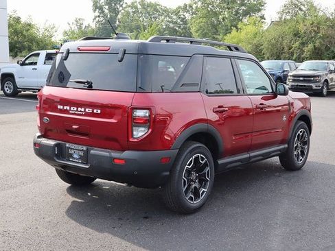 New 2025 Ford Bronco Sport Outer Banks image 3