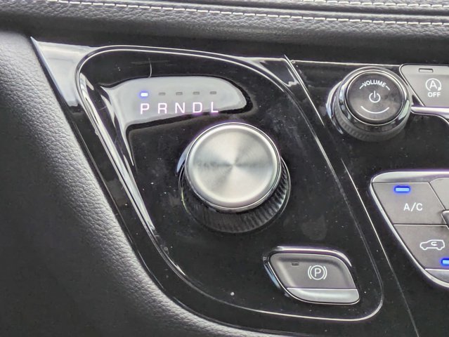 New 2026 Chrysler Pacifica Select FWD image 20