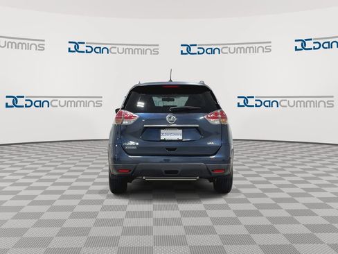 Used 2015 Nissan Rogue SV AWD/4WD image 7
