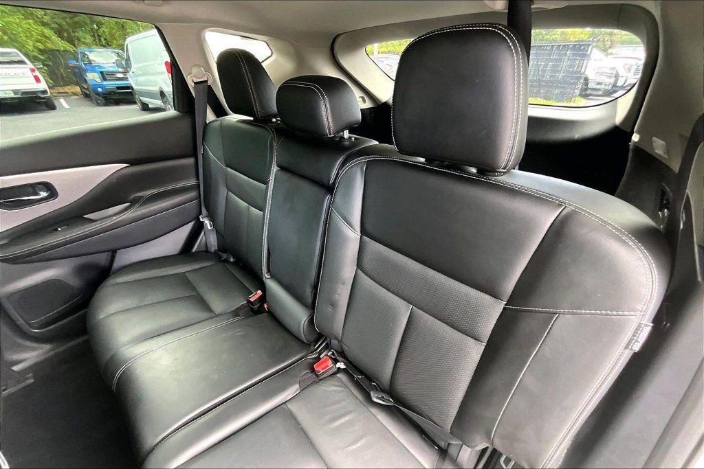 Used 2023 Nissan Murano SL AWD/4WD image 22