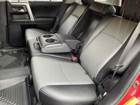 Used 2020 Toyota 4Runner SR5 Premium image 37