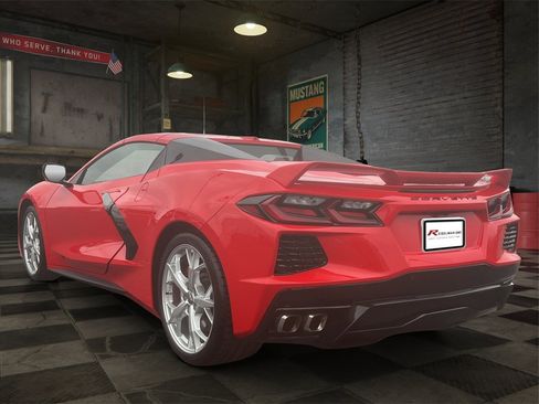 Certified 2021 Chevrolet Corvette Stingray w/ Z51 Performance Package image 5
