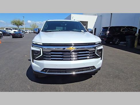 New 2026 Chevrolet Suburban Premier image 29
