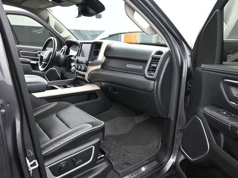 Used 2022 RAM 1500 Laramie AWD/4WD image 24