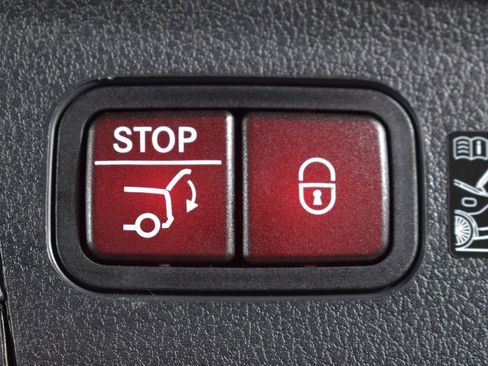 Certified 2026 Mercedes-Benz GLE 350 4MATIC image 6