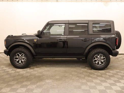 Certified 2025 Ford Bronco Badlands AWD/4WD image 33