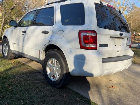 Used 2010 Ford Escape 2WD Hybrid image 5