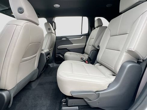 New 2026 GMC Acadia Elevation w/ Elevation Premium Package image 17