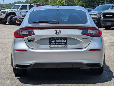 Used 2025 Honda Civic Sport image 8