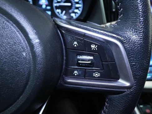 Used 2022 Subaru Outback Premium image 34