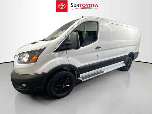 Used 2025 Ford Transit 250 Low Roof w/ Exterior Upgrade Package RWD image 9