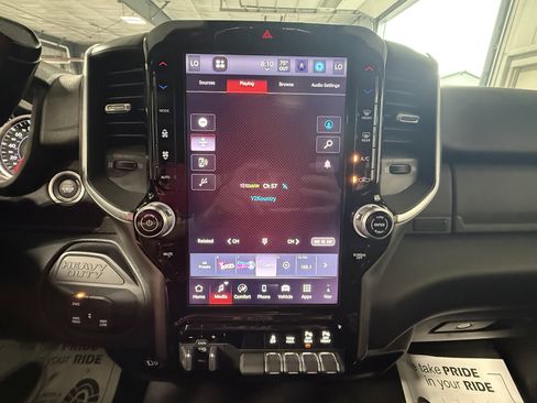 Used 2025 RAM 2500 Big Horn AWD/4WD image 19