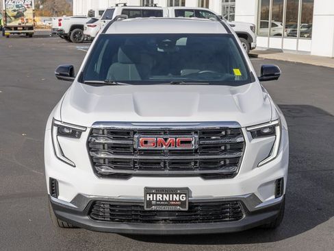 Used 2025 GMC Acadia Elevation image 28