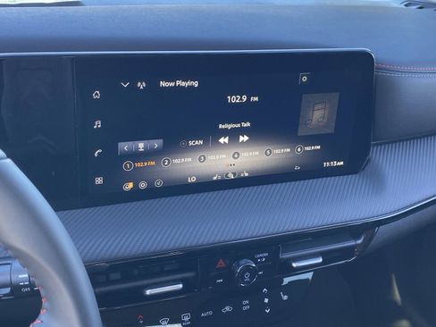 New 2026 Nissan Kicks SR w/ Cold Weather Package image 27