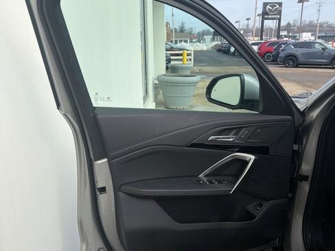 New 2025 BMW X1 xDrive28i w/ Technology Package image 25