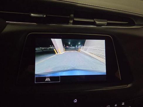 Used 2021 Cadillac XT4 Premium Luxury w/ Cold Weather Package image 21