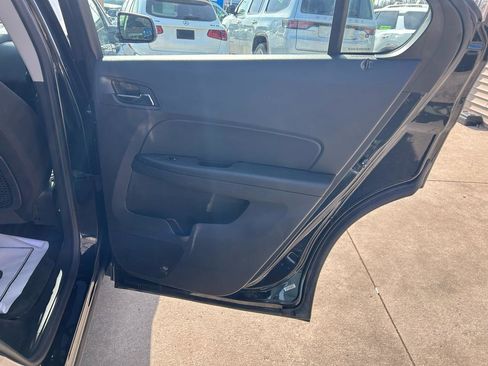 Used 2015 Chevrolet Equinox LS image 14