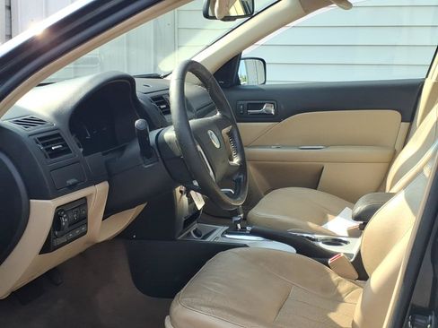 Used 2010 Mercury Milan Premier FWD image 7