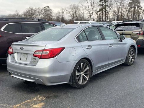 Used 2017 Subaru Legacy 2.5i Limited image 4