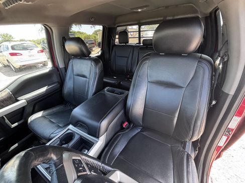 Used 2017 Ford F250 Lariat w/ Lariat Value Package AWD/4WD image 12