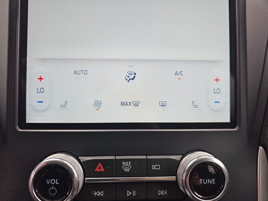 Used 2022 Ford Edge SEL AWD/4WD image 23