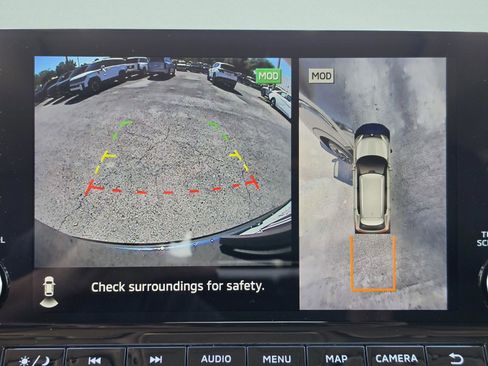 Used 2024 Mitsubishi Outlander FWD image 26