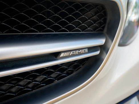 Used 2015 Mercedes-Benz S 63 AMG 4MATIC Coupe image 12